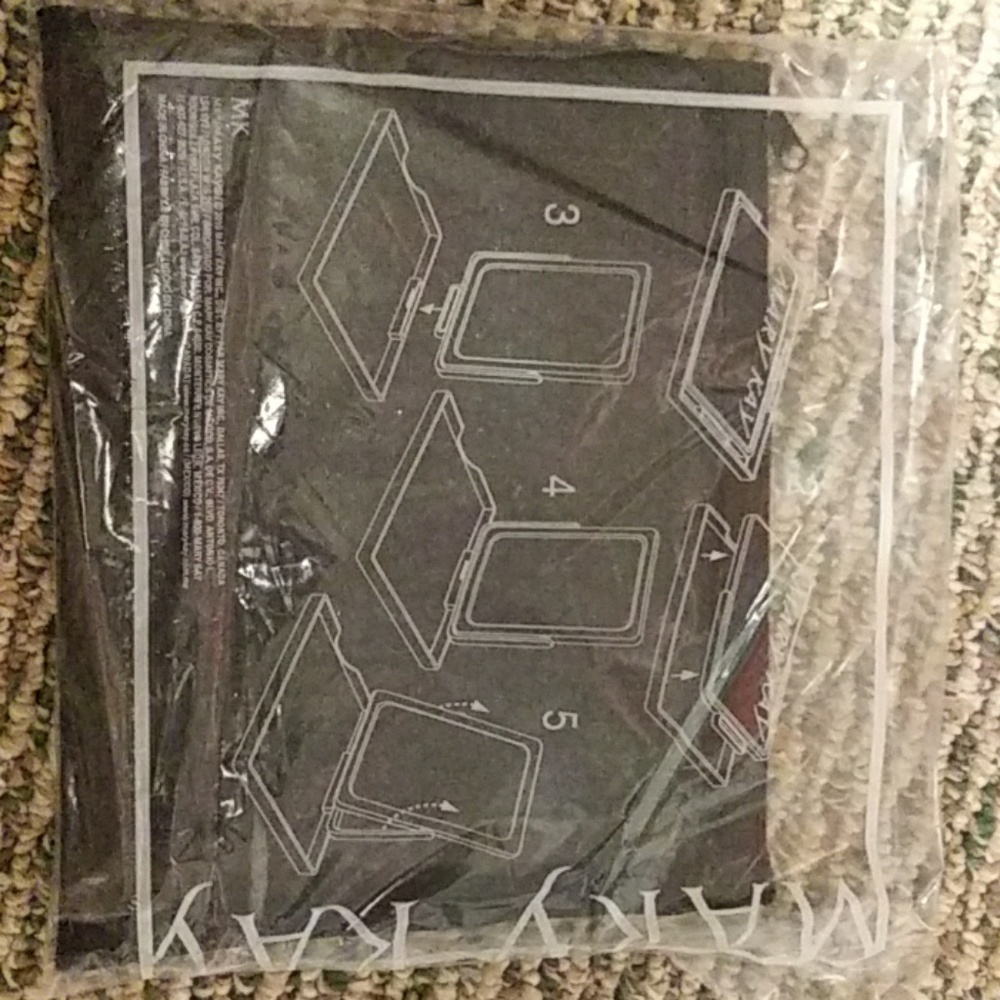 Mary Kay travel foldable mirror with tray